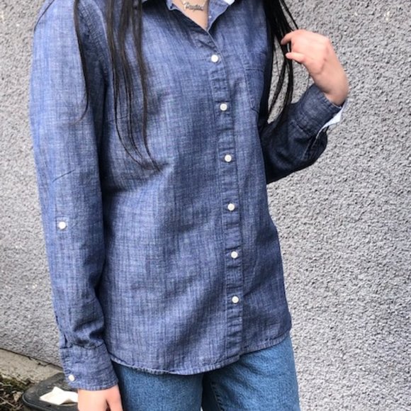 Tommy Hilfiger Tops - 💙 Blue Denim Tommy Hilfiger Shirt